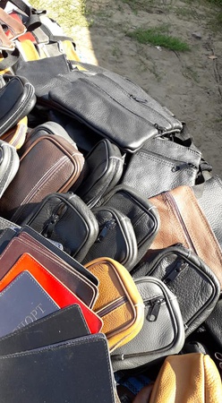 Сумки и аксессуары из натуральной кожи