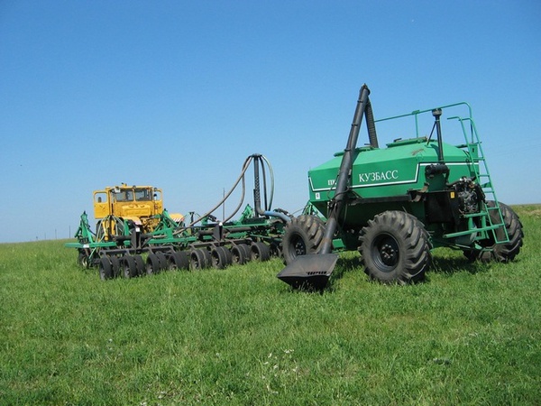 ПК-6.1 "Кузбасс" с бункером и катками