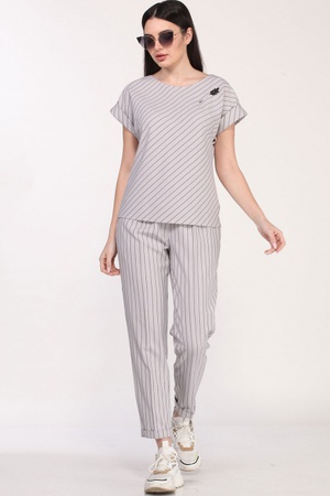 طقم نسائي من قطعتين M-222