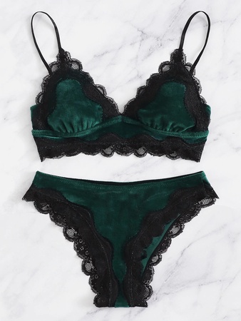 Кружевной Отделкой Комплект Белья С Веерообразной Отделкой