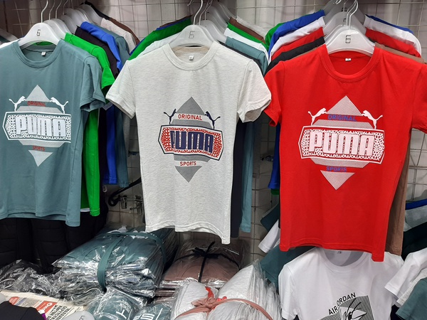 8 ila 13 yaş arası çocuklar için tişörtler