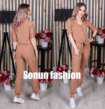 брючный костюм