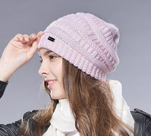 Женская шапочка Бини