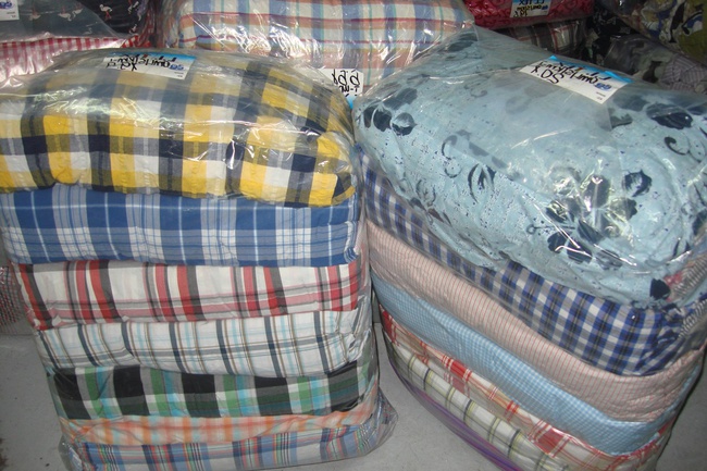 Домашний текстиль полотенца простыни пододеяльники наволочки постельное белье шторы тюли скатерти коврики секонд-хенд second-hand