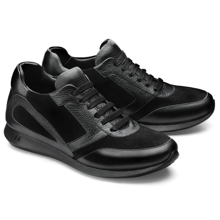 Кроссовки из кожи и замши