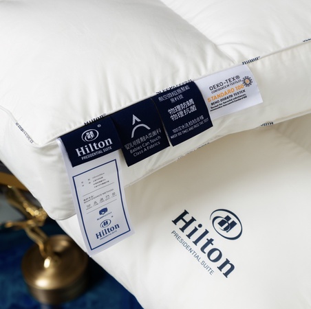 Отельная подушка Hilton. Ортопедическая