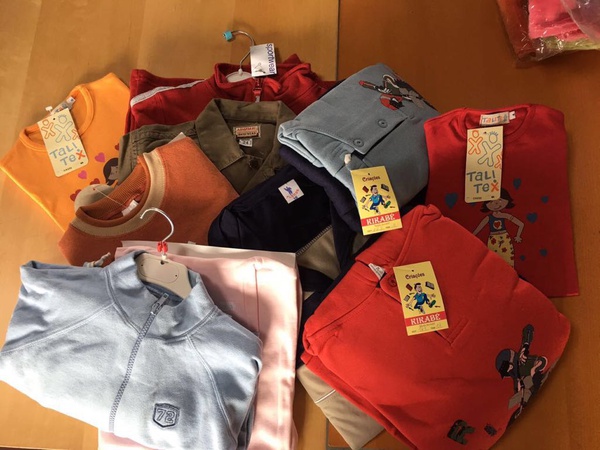 Children&#39;s clothing casual top stock second-hand stock grade Creame extra