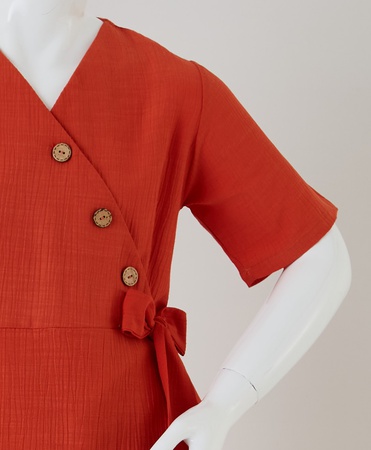 Kruvaze Yaka Bluz / Pantolonlar