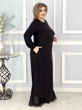 шикарная новинка Платье трапеция,  по переду отделка из страз