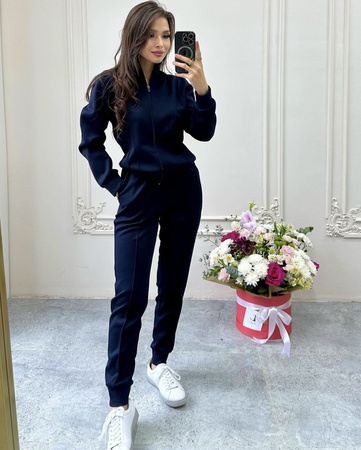 Двойка в стиле спорт шик