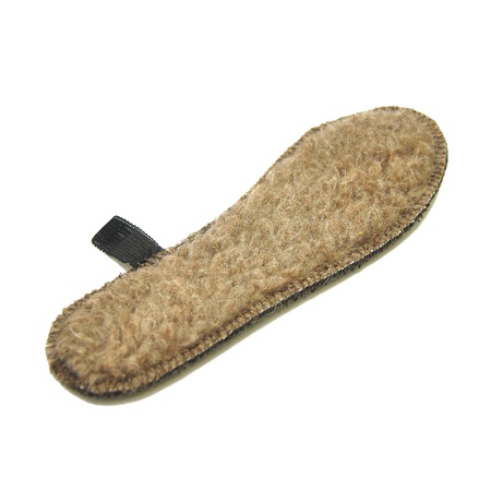 NORDMAN ÇOCUKLARININ DOĞAL KEÇEDEKİ FUTBOLLARI