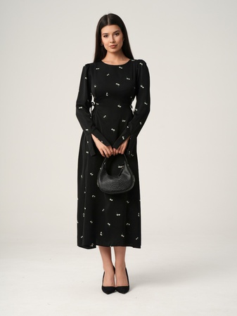 Женское длинное платье