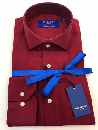 Erkeklerin gömlekleri