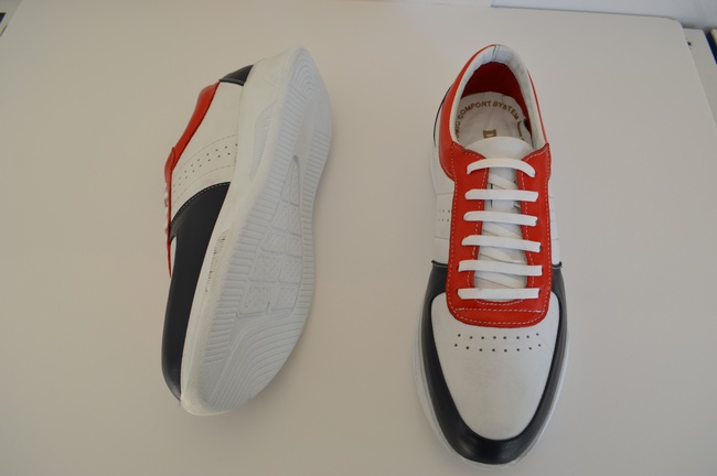 ГОРНАЯ СПОРТИВНАЯ КОЖАНАЯ ОБУВЬ 520