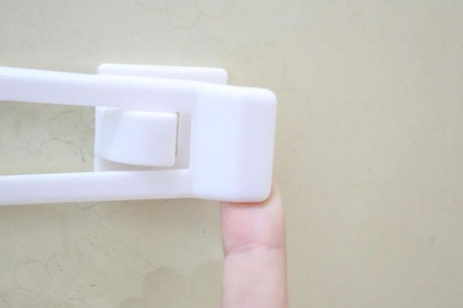 Блокировка – защелка дверная