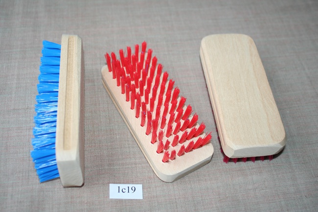 Щетки хозяйственные