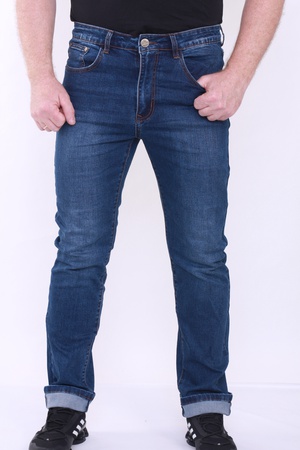 Мужская одежда в ассортименте