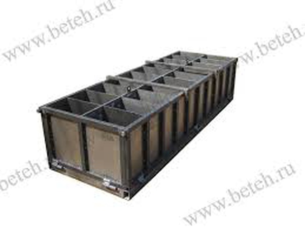 Form for pouring aerated concrete FM-0.85 m