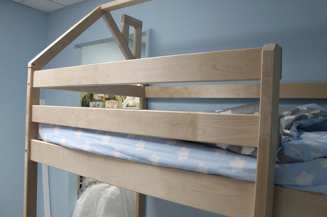 детская кроватка Двухярусная