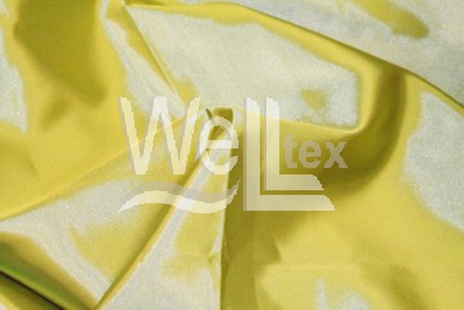 Атлас стрейч темный лимон