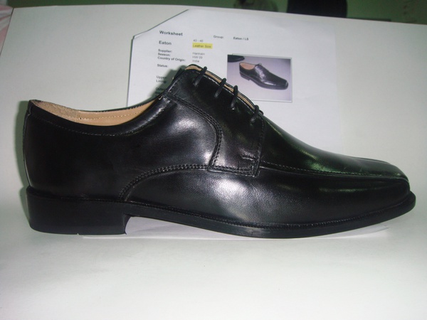 Кожаная обувь для мужчин, женщин, детей