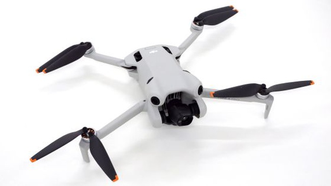 DJI Mini 4 Pro (DJI RC2), складной мини-дрон с видеокамерой 4K HDR