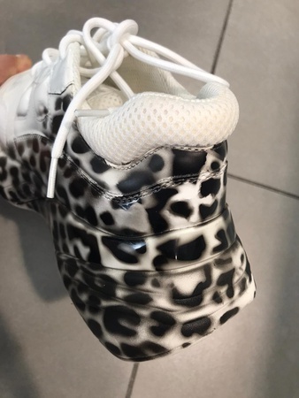 İtalya markaları sadece orijinal!