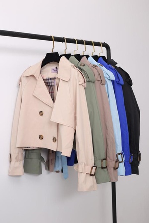 Trençkotlar, sonbahar kıyafetleri