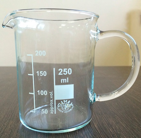 Стакан низкий, 250 мл, с ручкой