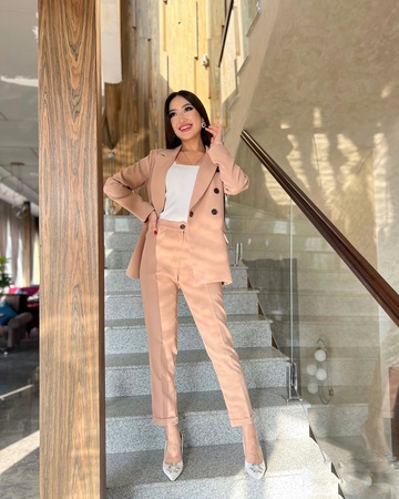 Костюм классика