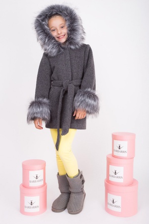 ЗИМНЕЕ ПАЛЬТО ДЛЯ ДЕВОЧКИ «ЧЕРНОБУРКА»