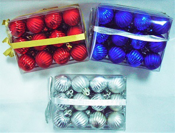 ШАРИКИ 3см МАЛЫЕ ЗАКРУЧЕННЫЕ в коробочке