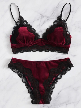 Кружевной Отделкой Комплект Белья С Веерообразной Отделкой