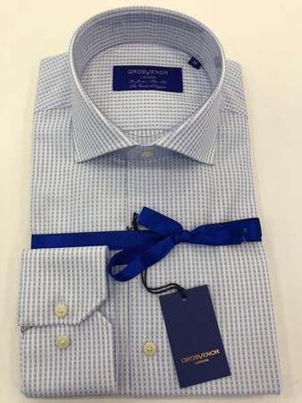 Erkeklerin gömlekleri