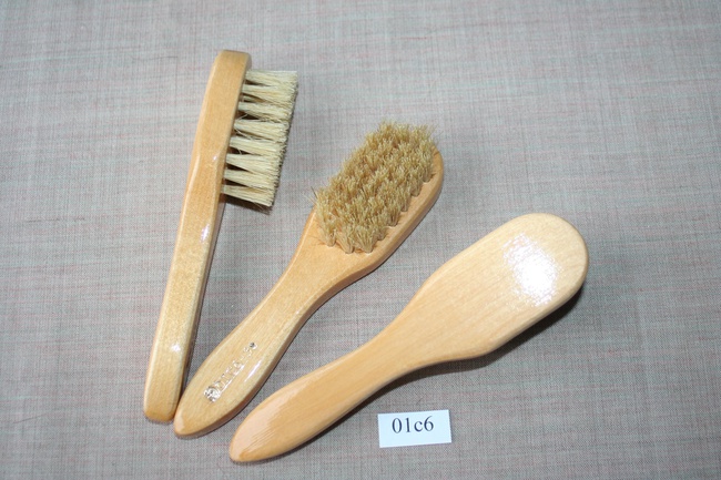 Щетки обувные