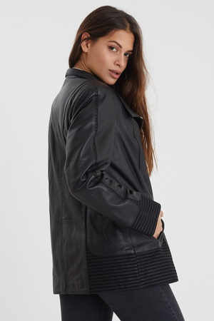 Leather jacket for women - Relaxed Fit