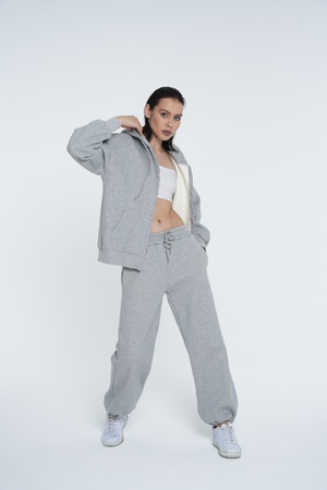 Спортивный костюм с замком