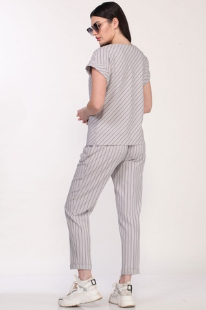 طقم نسائي من قطعتين M-222