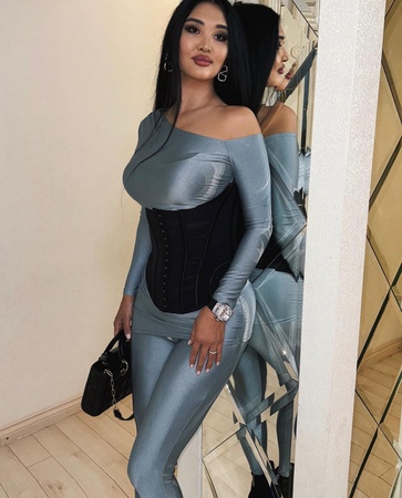 Двойка облегающая и корсет утягивающий женский