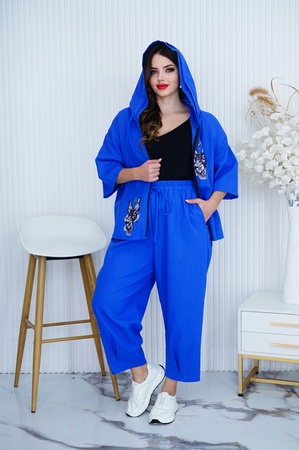 İki parçalı takım elbise