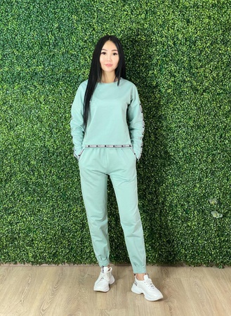 Kadınlar için spor giyim