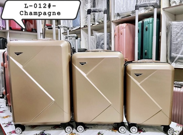 Дорожная сумка л 012