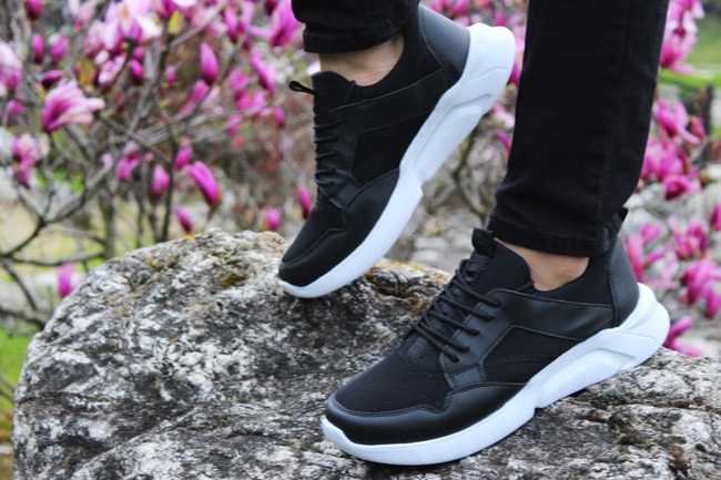 Spor Ayakkabılar Türk Markası Yasal