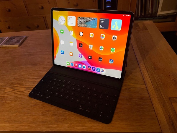 НОВЫЙ Apple iPad Pro 12,9 дюйма (4-го поколения)