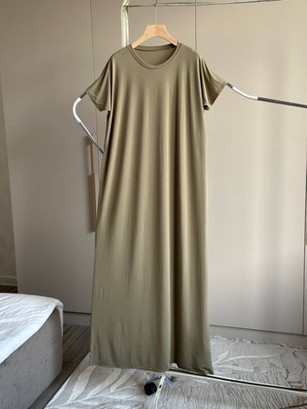 Базовая платье с коротким рукавом