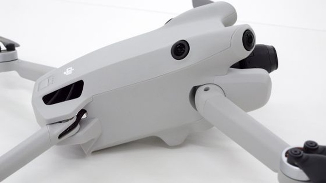 DJI Mini 4 Pro (DJI RC2), складной мини-дрон с видеокамерой 4K HDR