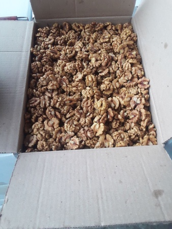 Сухофрукты и орехи