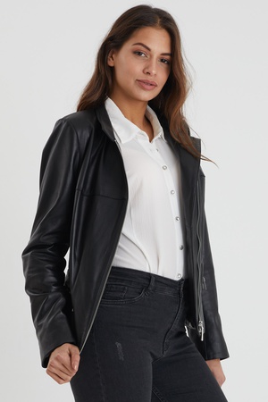 Leather jacket for women - Relaxed Fit