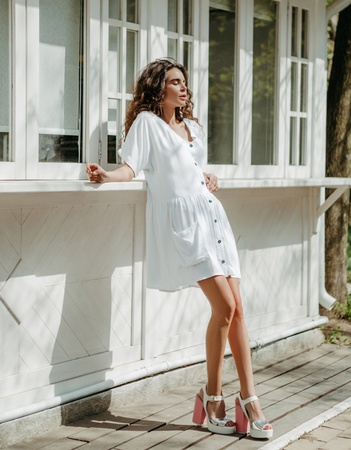 Летнее платье из полированного штапеля