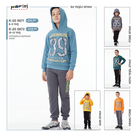 СПОРТИВНЫЙ КОСТЮМ С КАПЮШОНОМ